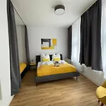 Lucky Ls04 - Vollausstattung - Zentrum - Aufzug - Grosse Kueche - 2 - Smart-tv Appartamento *